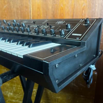 YAMAHA CS-10 CS 10 vintage analog synthesizer w/ case image 7