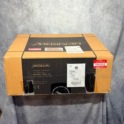 Meridian G02 Pre Amplifier - Superb Condition- remote -box- manual image 14