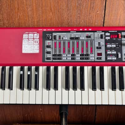Nord Electro 3 SIXTY ONE 61-key Keyboard with Piano and Organ Sounds w/ gig bag image 2
