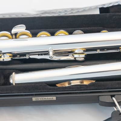 Yamaha YFL-200AD II Advantage Flute *Cleaned & Serviced *Ready to play image 6