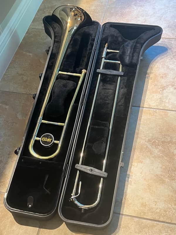 Jupiter JSL-432R 2015 - Brass-colored lacquer finish