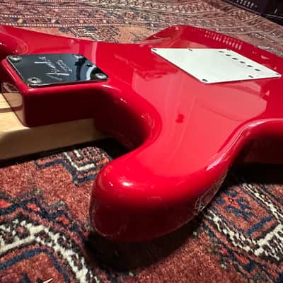 Fender Eric Clapton Artist Series Stratocaster with Vintage Noiseless Pickups 2005 Torino Red image 15