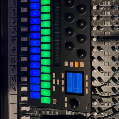 PreSonus Atom SQ MIDI Keyboard Controller 2020 - Black image 8