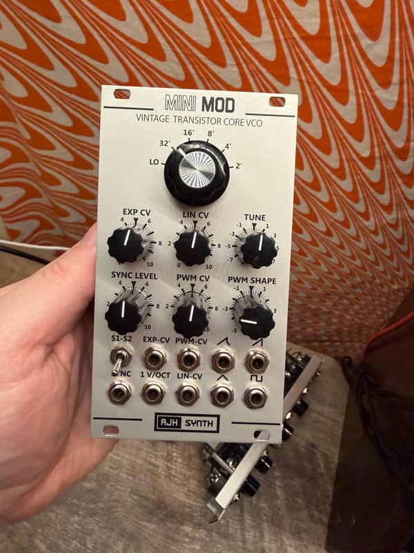AJH Synth Mini Mod Vintage Transistor Core VCO