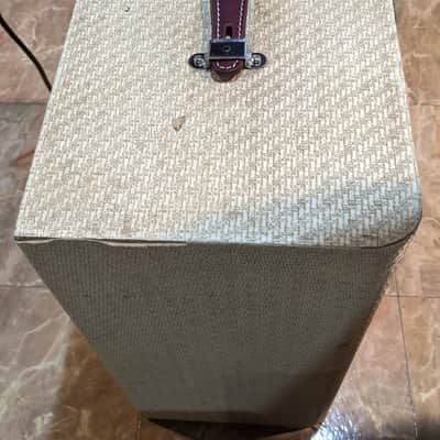 Danelectro Series D Model 68 Guitar Amplifier Vintage 1956 Tweed 12" speaker image 4