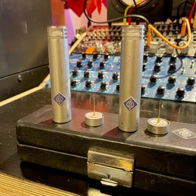 Pair of Neumann Vintage KM 84 Small Diaphragm Cardioid Condenser Microphone Stereo Pair with very close serials! Silver Nickle image 5