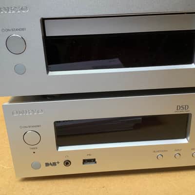 Onkyo C 755 and R-N855 R N 855 / compact disc player and network receiver amplifier / complete set with remotes image 5