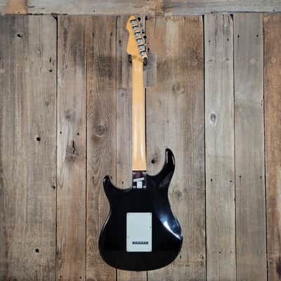 Peavey Raptor Plus HSS w/ Gig Bag - Black image 4