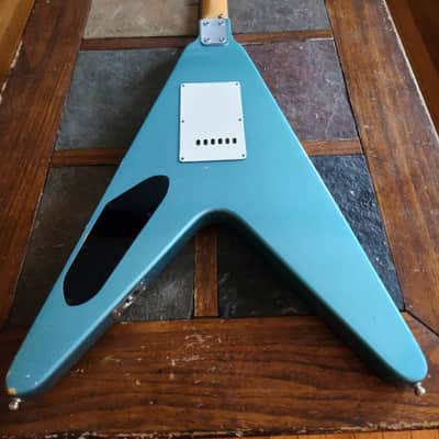 Hondo Deluxe Series 767 HH flying V vintage '80s - blue image 4