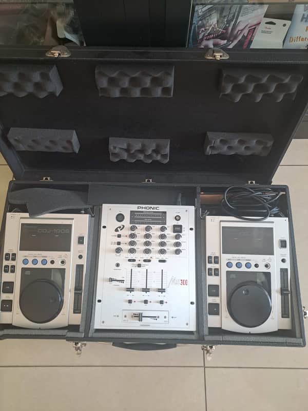 coppia Pioneer cdj-100s + mixer + case image 1