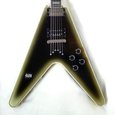 CASE QUEEN! Gibson Custom Shop Adam Jones Flying V Collector’s Edition Electric Guitar - Reverse Antique Silverburst Murphy Lab Aged image 7