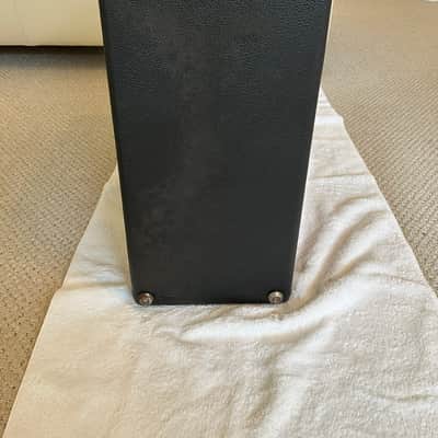 Fender Fender Hot Rod Deluxe 40W Tube Combo – Cover + Footswitch Circa 2000 to 2008 - Black Tolex with Silver and Grey Grill image 4
