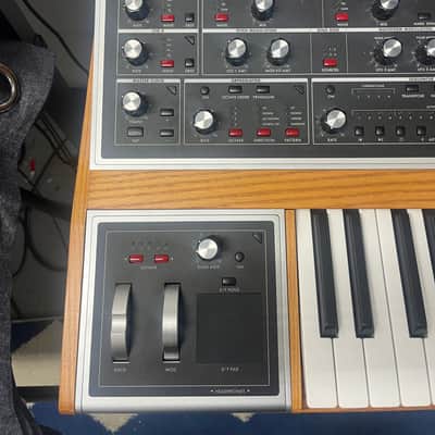 Moog One 8-Voice 61-Key Polyphonic Analog Synthesizer 2018 - Present - Black/Ash image 6