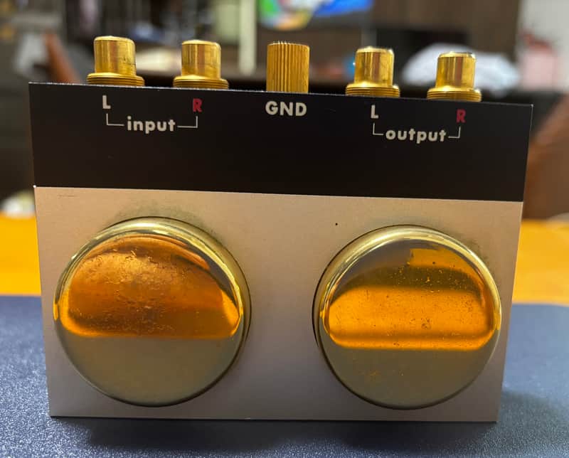 Supex Supex SDT/3000 booster for MC cartridge early 80s. - Silver, gold and black. image 1