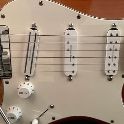 Fender American Standard Stratocaster 2008 – Sienna Sunburst with upgraded Seymour Duncan pickups and locking tuners image 4