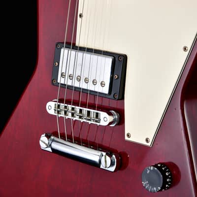 2001 Gibson Explorer '76 in Cherry. Comes with Original Gibson Hardcase. image 13