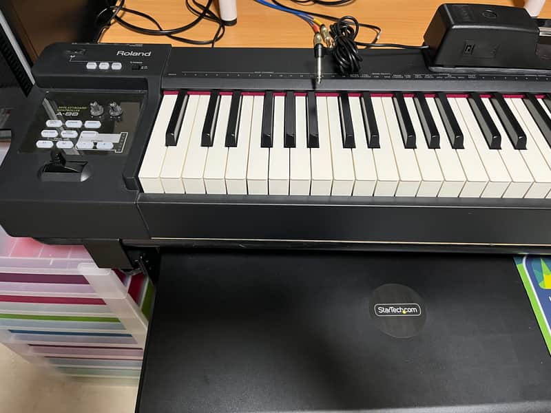 Roland A-88 MIDI Keyboard Controller 2017 Black image 1