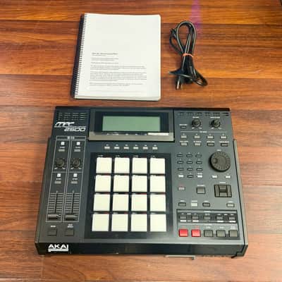Akai MPC2500 Music Production Center w/ JJOSXL and 32gb Memory Card image 4