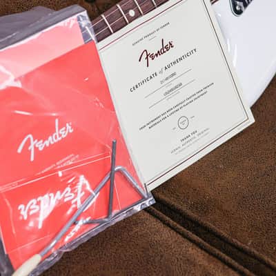 Fender American Player Performer Stratocaster | Arctic White image 7