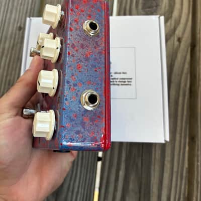 Tone Junkie mind squeezer Compressor Fuzz Two In One Tone Bender optical - Blue pink with box image 8