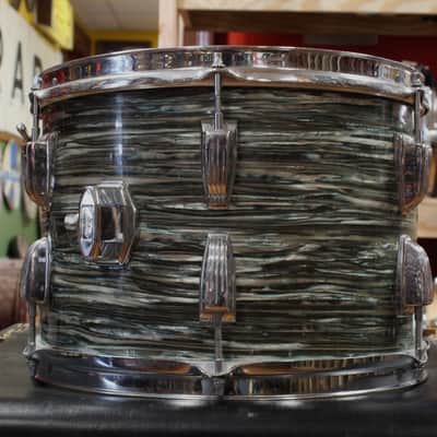 1960s Ludwig Super Classic Outfit in Blue Oyster Pearl 14x22 9x13 16x16 image 13