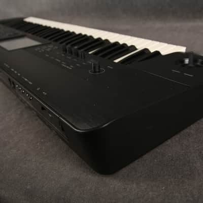 Korg Krome 61 - Gigbag - 2nd Hand image 4