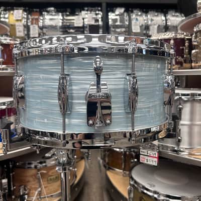 Gretsch USA Custom 6.5 x 14" Snare Drum, 10 Lugs (Vintage Oyster White) image 4