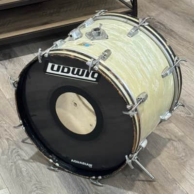 Ludwig 20 inch bass drum 3 ply 70s  - White marine pearl image 1