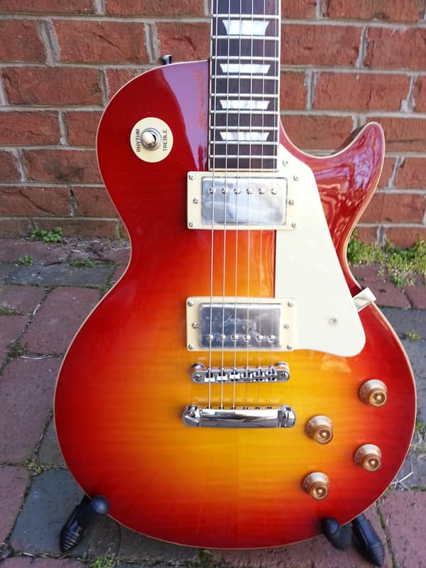 AXE Tradition 2014 Cherry Sunburst LP style, Locking tuners, Bone nut, "B" Stock image 1