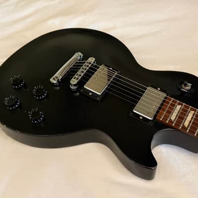 2012 Gibson Les Paul 60's Tribute - Ebony - Free Pro Setup image 3