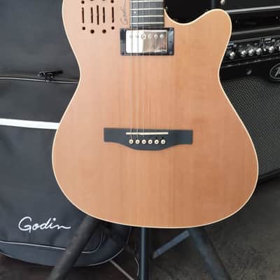 Godin A6 ULTRA - Natural image 2