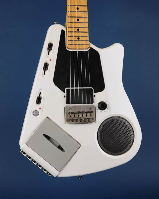 CASIO EG-5 エレキギター ホワイト　ジャンク品 Casio EG-5 Electric Guitar with Onboard Cassette Deck / Amplifier