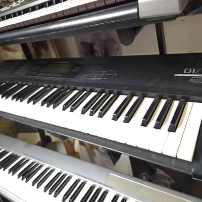 Korg 01/W 1990s - Local Pickup Only