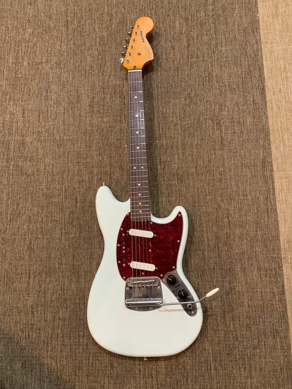 Squier Classic Vibe '60s Mustang | Reverb Canada