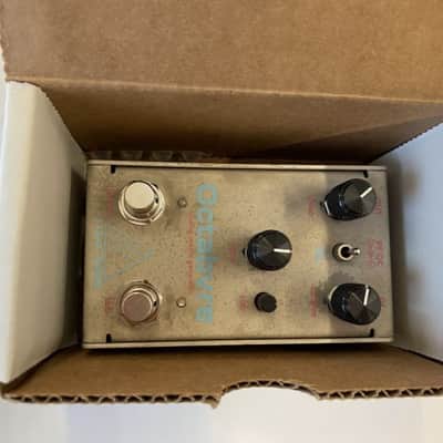 3Leaf Audio Tim Lefebvre Signature Octabvre Analog Octave Divider MKIII Pedal NEW OLD STOCK w/ Original box & paperwork image 2