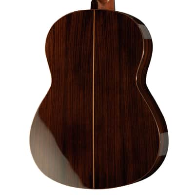 Yamaha CG182C - Solid Western Red Cedar top/Indian rosewood laminate b/s - Gloss Finish image 4