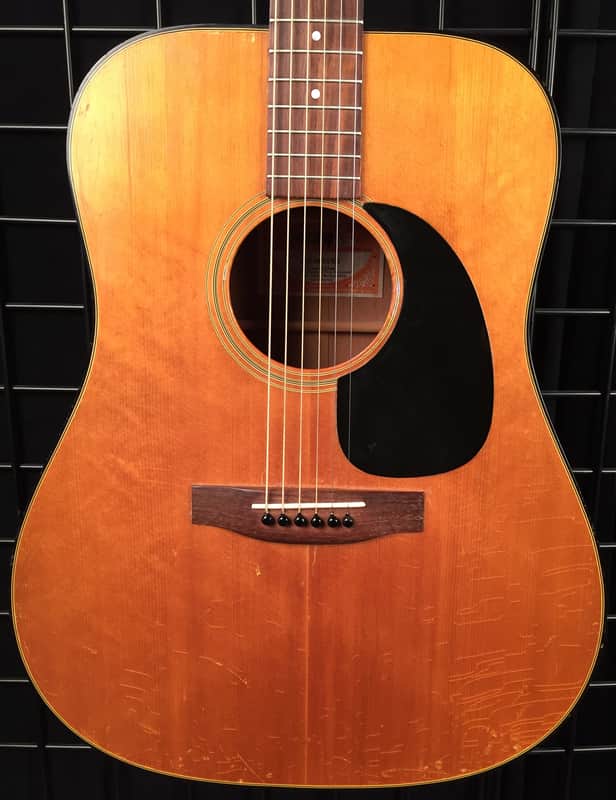 Vintage 1972 Gibson J-50 Deluxe Square Shoulder Dreadnought