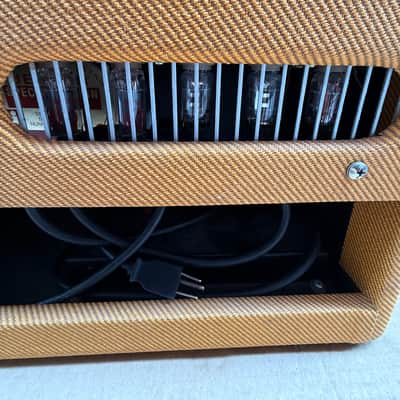 Fender Blues Junior Tweed 15-Watt 1x12" Tube Guitar Combo Amp – Type PR 295 – Used image 12