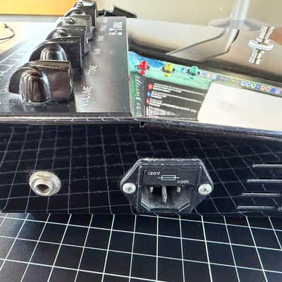 Bad Cat 2-Tone Tube Preamp Pedal 2000s - Black and Chrome image 5