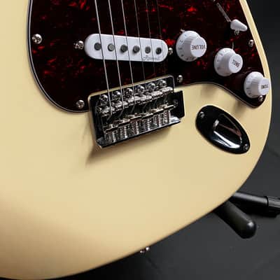 Harley Benton ST-62 Strat-Style Electric Guitar Vintage White Finish image 7