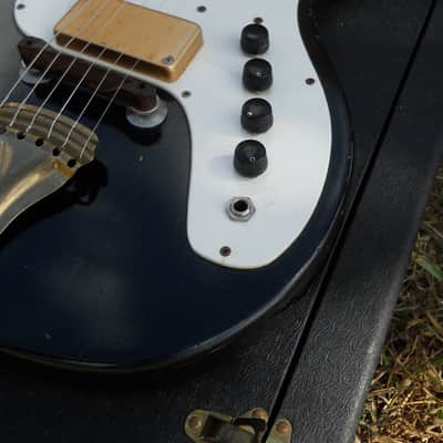 1964 Airline 7214 Amp in Case With Guitar Combo, 2 Pickup, Original, Plays Great! image 4