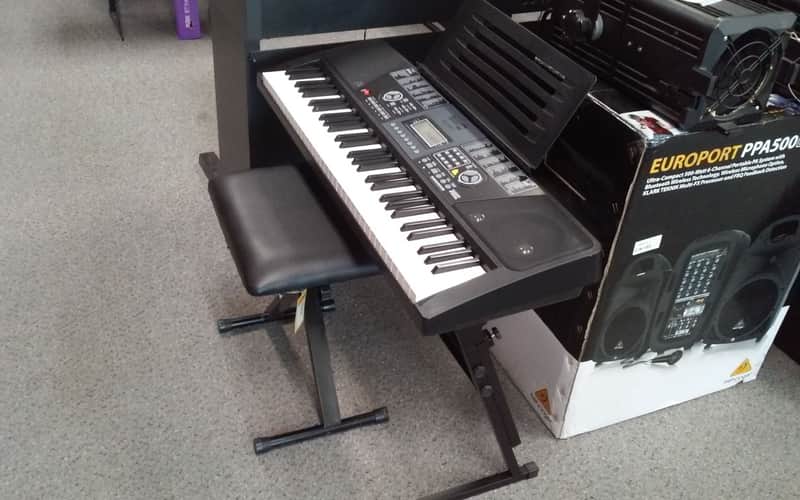 Used ROCK JAM RJ-561 KEYBOARD Keyboard 49-Key image 1
