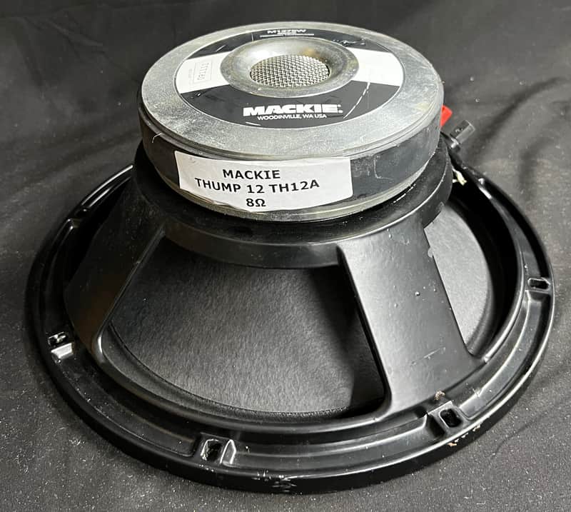 Mackie 12" Speaker Model THUMP TH12A 600 Watts 8 Ohms Woofer image 1