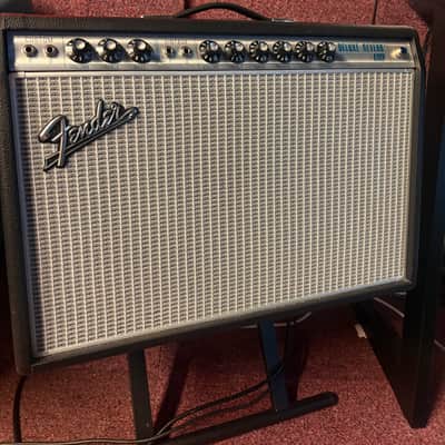 Fender '68 Custom Deluxe Reverb 2-Channel 22-Watt 1x12" Guitar Combo 2013 - Present - Black image 2