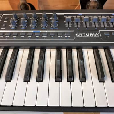Arturia Keylab 49 Black Edition image 4