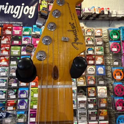Fender American Ultra Luxe Vintage '50s Stratocaster - Three Tone Sunburst with Fender Deluxe Hardshell Case image 5
