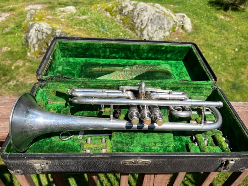 Antique C.G. Conn New Wonder LP Cornet ~1915-16 Silver Plate Engraved Bell w/ Original Case & Accessories image 1