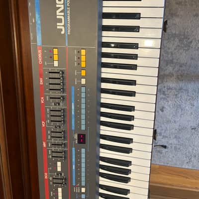 Roland Juno-106 61-Key Programmable Polyphonic Synthesizer *ORIGINAL VOICE CHIPS* image 5
