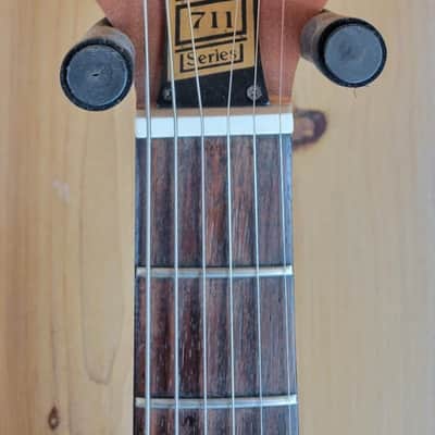 Early 1980s Hondo Deluxe 711 Series Right Handed 6 String image 11