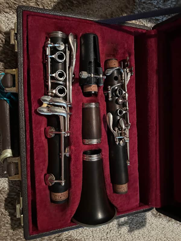 Buffet Crampon E11 Intermediate Bb Clarinet